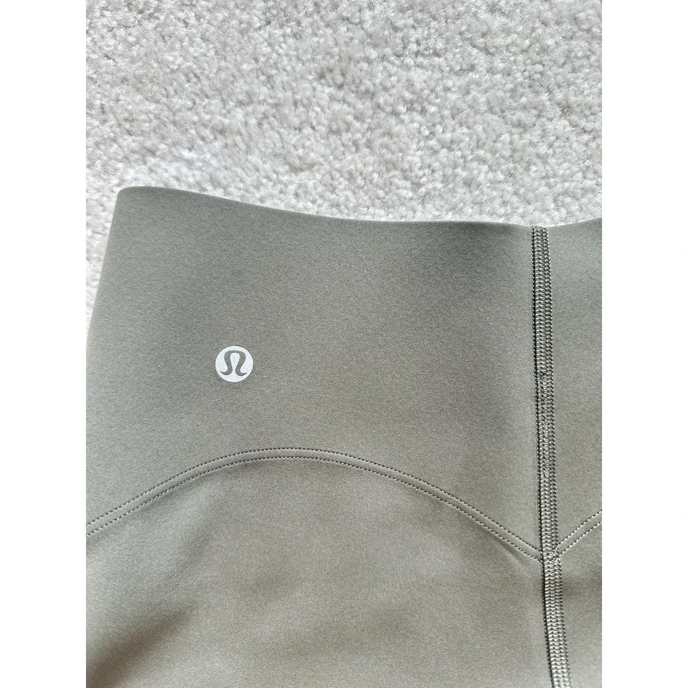 lululemon athletica excellent no